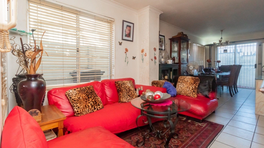 3 Bedroom Property for Sale in Parklands Western Cape